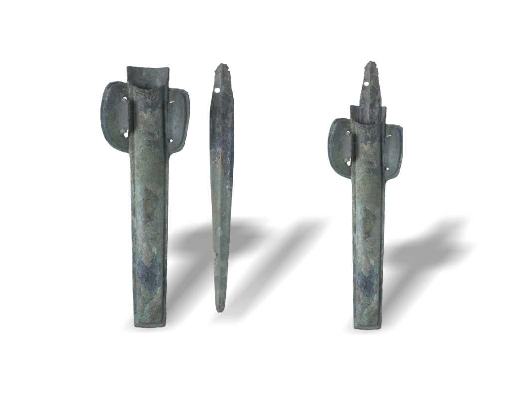 YB0012战国“虎眼”纹带鞘青铜剑